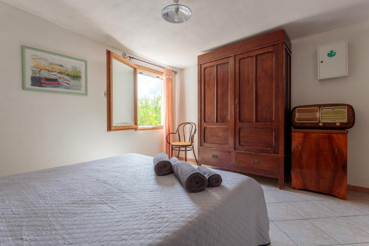 Tiria House Bosa - Casa Vacanze Luaran gambar